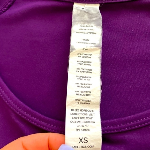 Fabletics XS Long Open-Sleeved Purple Top - Picture 4 of 4